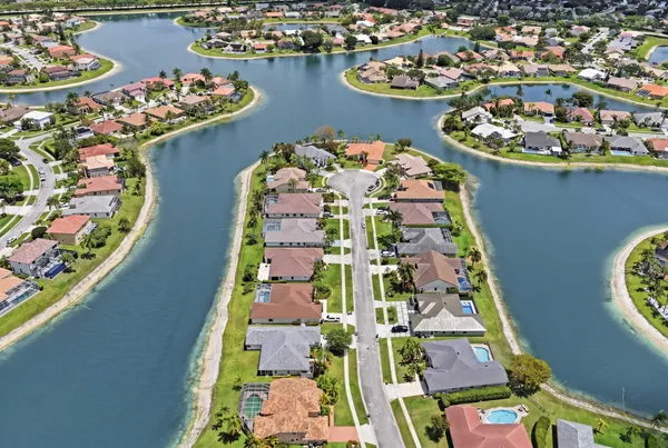 $1,549,900 | 22257 Vista Lago Drive, Boca Raton, FL 33428