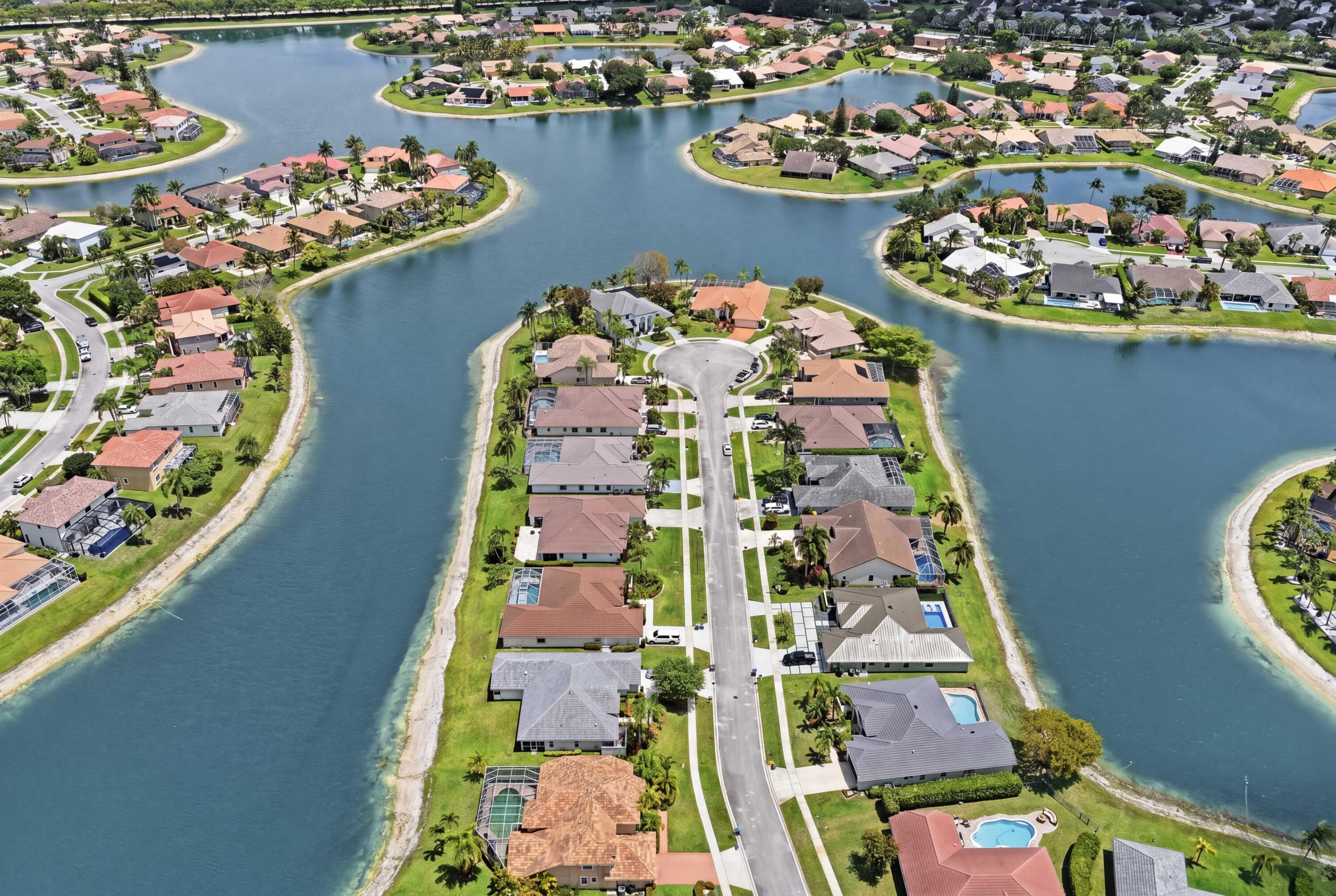 22257 Vista Lago Drive Boca Raton, FL 33428 - Photo 6 of 82 Street