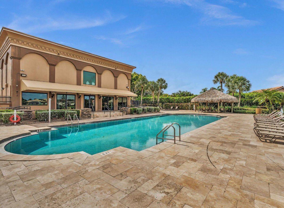 22257 Vista Lago Drive Boca Raton, FL 33428 - Photo 68 of 82 Clubhouse and Pool