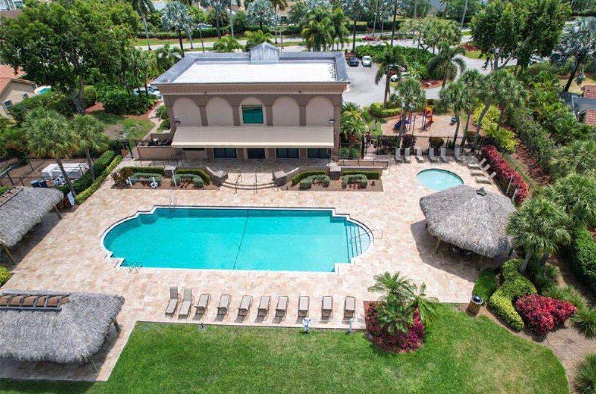 22257 Vista Lago Drive Boca Raton, FL 33428 - Photo 71 of 82 Clubhouse Pool
