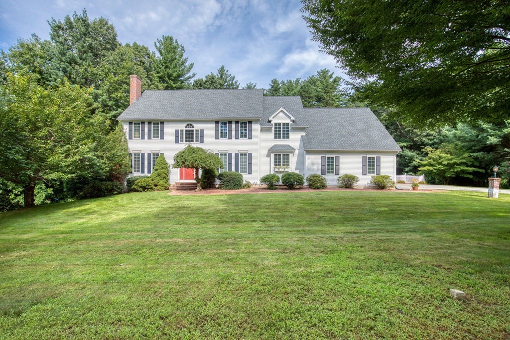 8 Old Farm Road Wilbraham, MA 01095 - Photo 1 of 35 Gallery Image 1