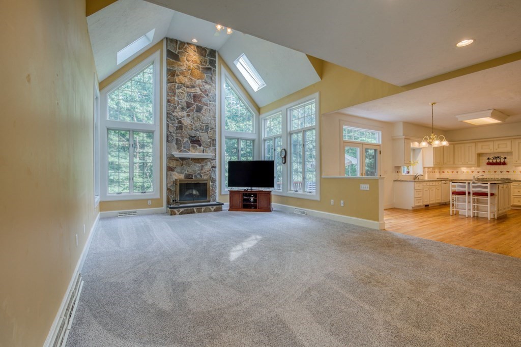 8 Old Farm Road Wilbraham, MA 01095 - Photo 11 of 35 Gallery Image 11