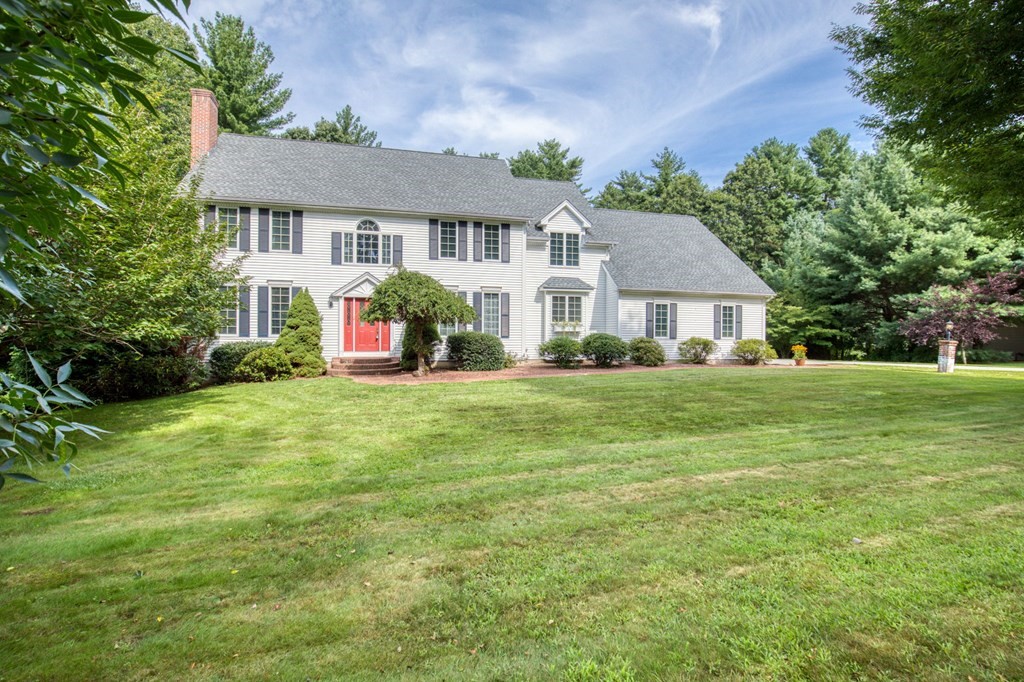 8 Old Farm Road Wilbraham, MA 01095 - Photo 2 of 35 Gallery Image 2