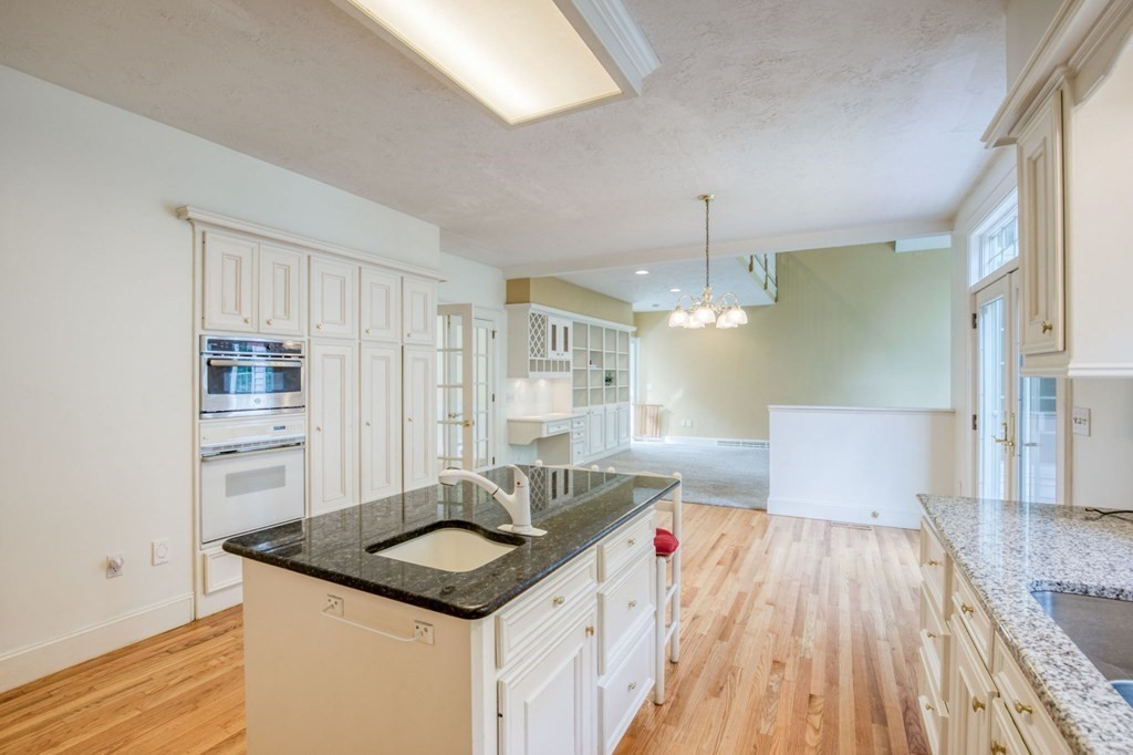 8 Old Farm Road Wilbraham, MA 01095 - Photo 6 of 35 Gallery Image 6