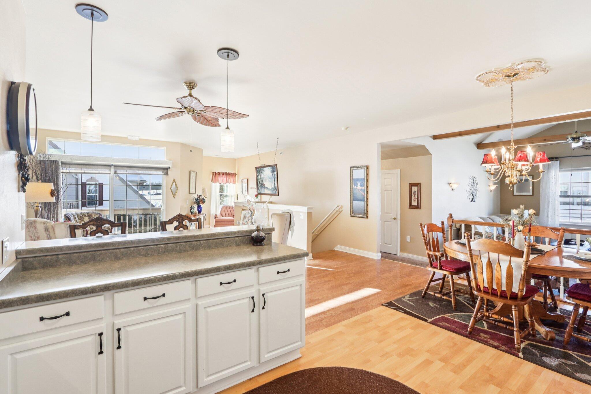 8648 Roxbury Way Oak Creek, WI 53154 - Photo 21 of 38 Open Concept!