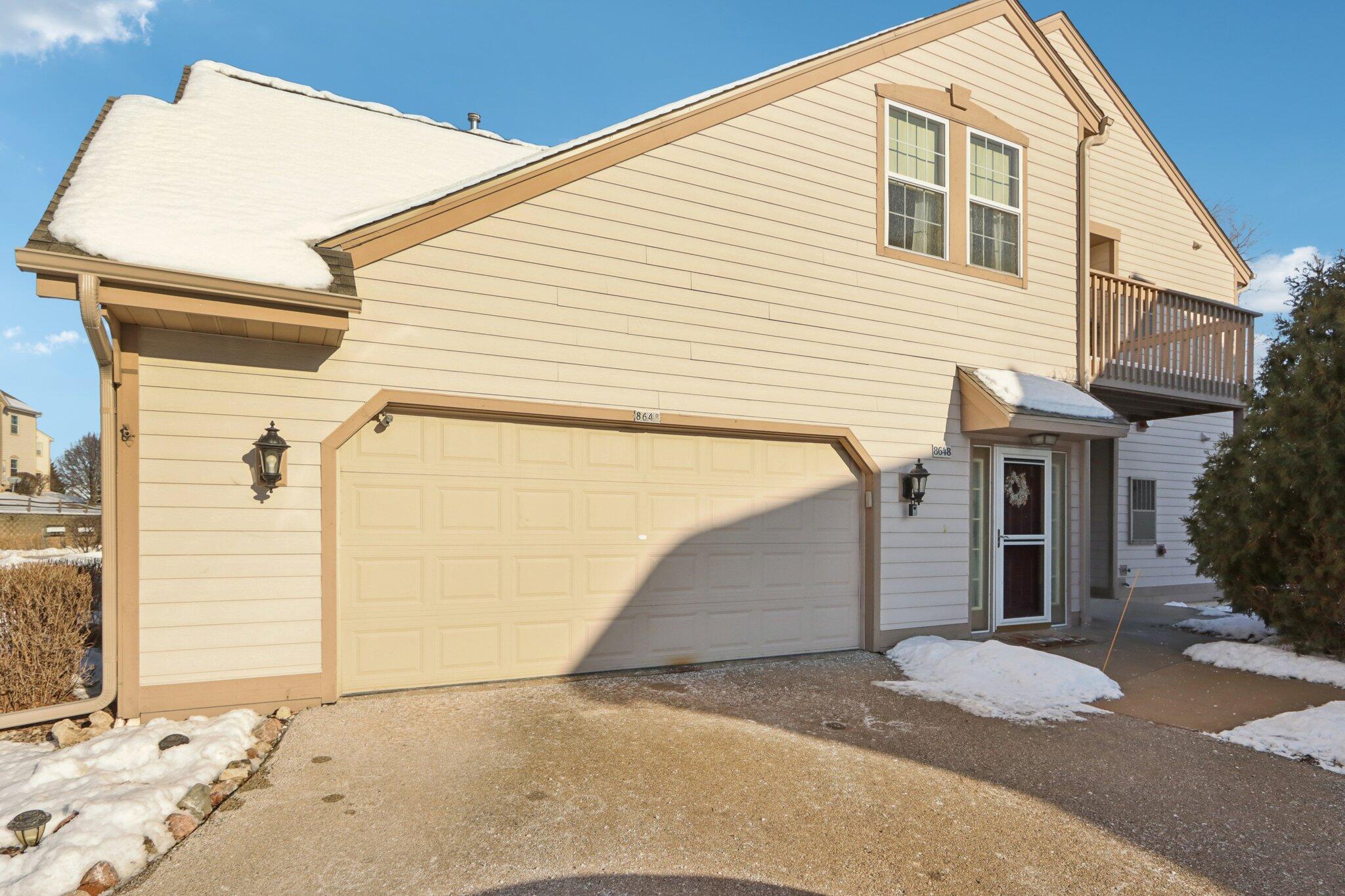 8648 Roxbury Way Oak Creek, WI 53154 - Photo 34 of 38 2.5 Car Private Garage!