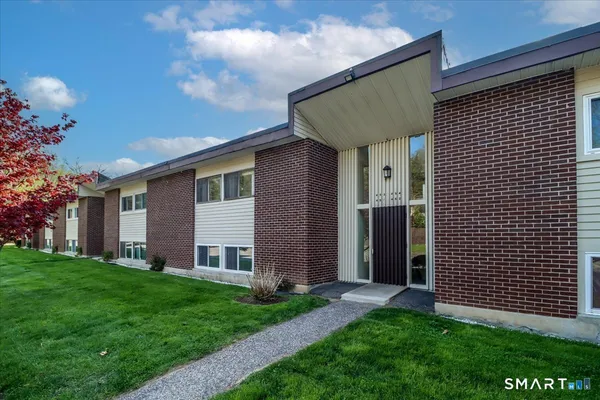 $145,000 | 229 Bacon Pond Road, Unit 453, Woodbury, CT 06798