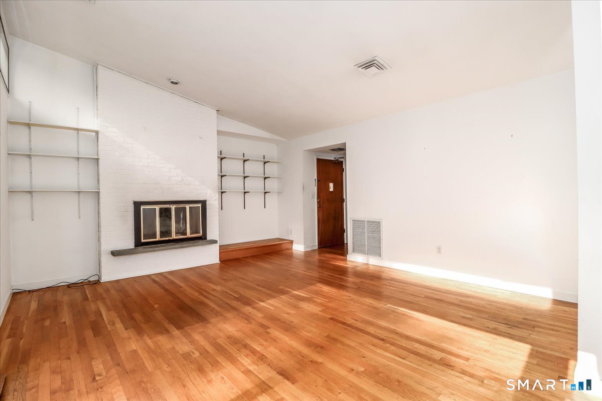 229 Bacon Pond Road, Unit 453 Woodbury, CT 06798 - Photo 12 of 37