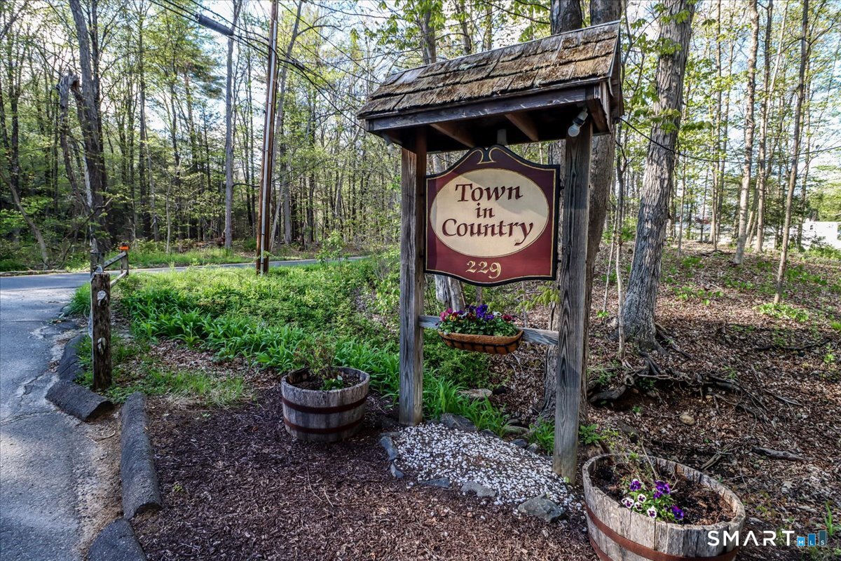 229 Bacon Pond Road, Unit 453 Woodbury, CT 06798 - Photo 32 of 37