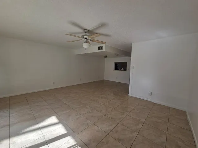 $2,500 | 6512 Southwest 41st Place, Unit 163, Davie, FL 33314