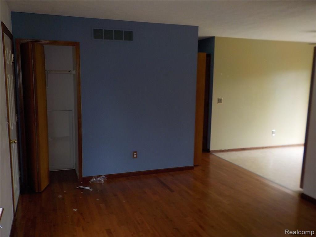 7840 North Gregory Road Fowlerville, MI 48836 - Photo 16 of 20