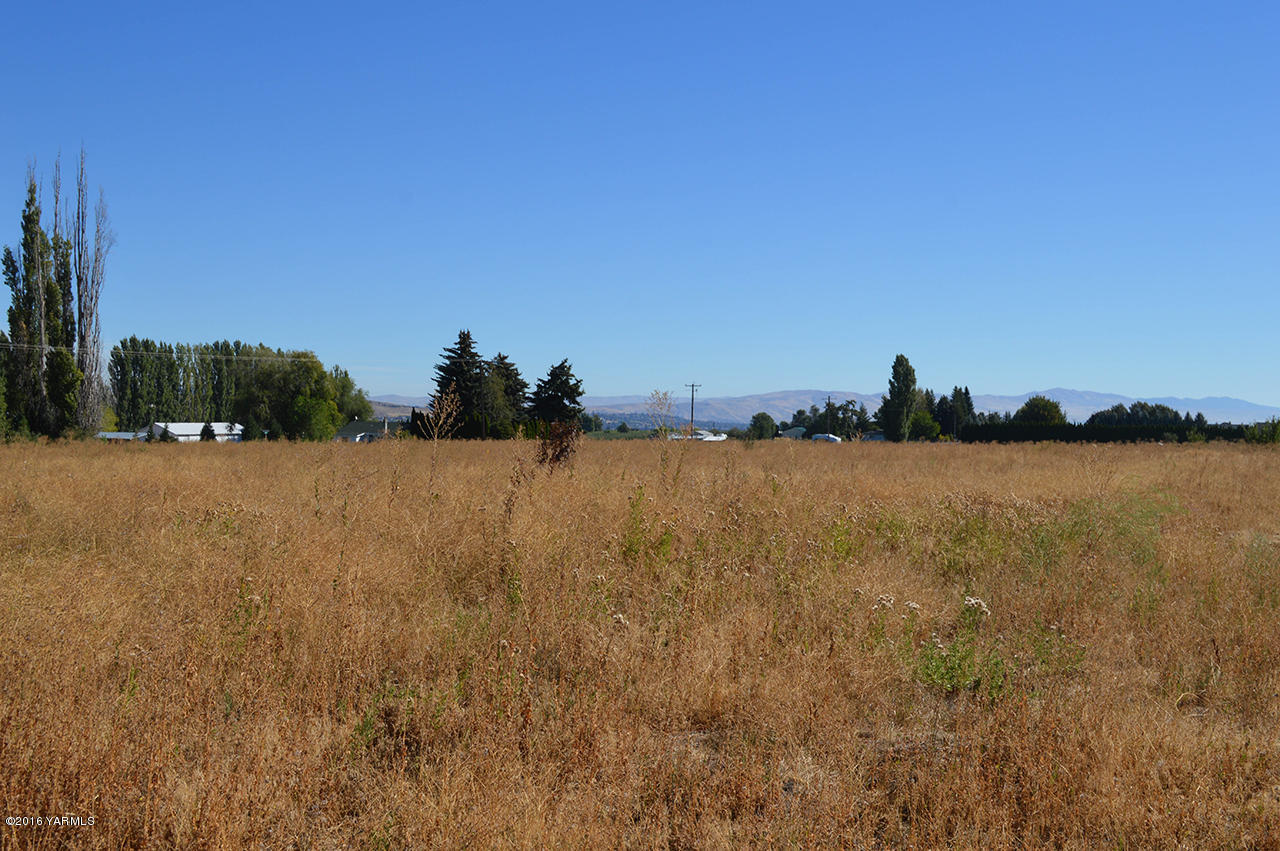 14650 Fisk Road Yakima, WA 98908 - Photo 25 of 38 Looking Northeast