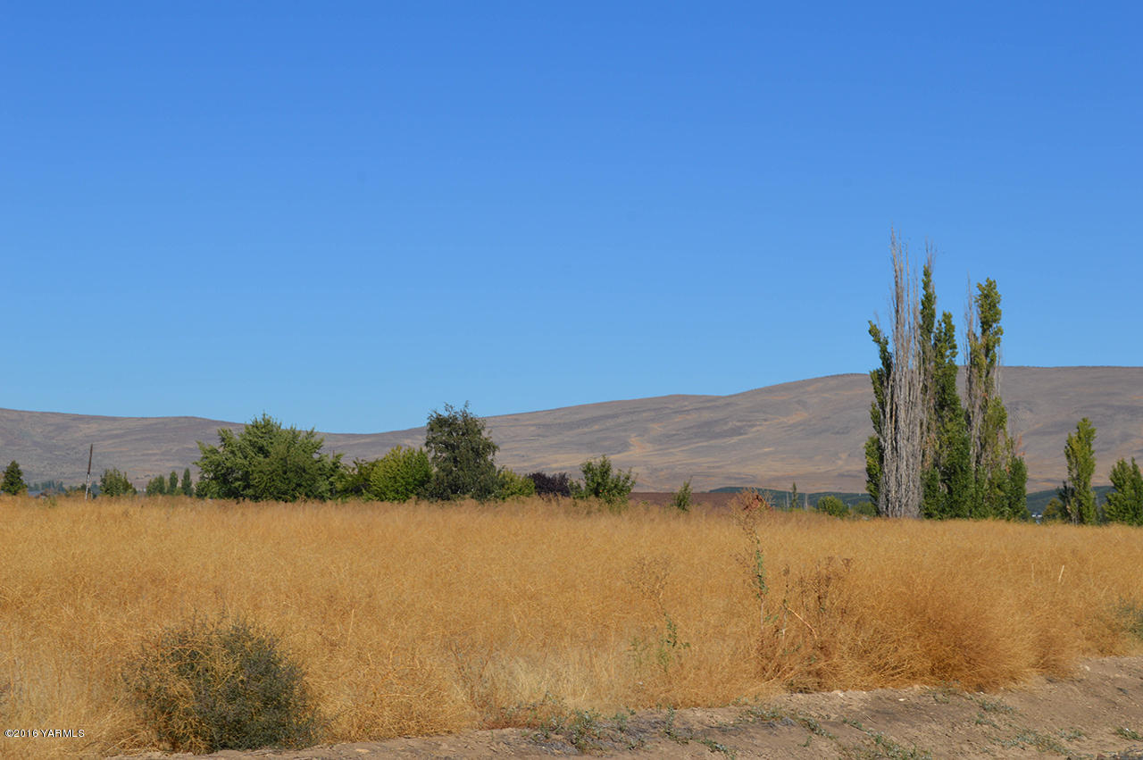 14650 Fisk Road Yakima, WA 98908 - Photo 28 of 38 Looking Northwest