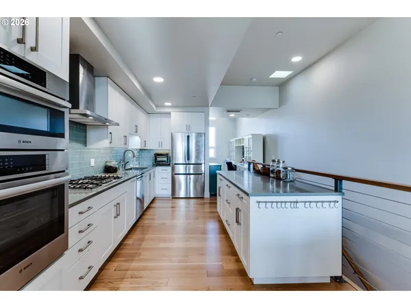 $999,000 | 1600 Pearl Street, Unit 608, Eugene, OR 97401