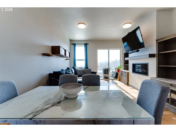 $999,000 | 1600 Pearl Street, Unit 608, Eugene, OR 97401