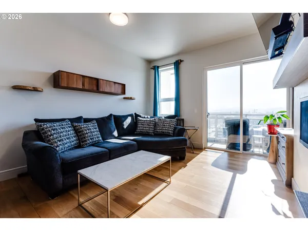 $999,000 | 1600 Pearl Street, Unit 608, Eugene, OR 97401