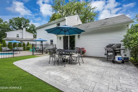 $575,000 | 1466 Arapaho Court, Toms River, NJ 08755