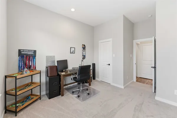 $2,300 | 417 Stonework Landing Lane, Houston, TX 77076