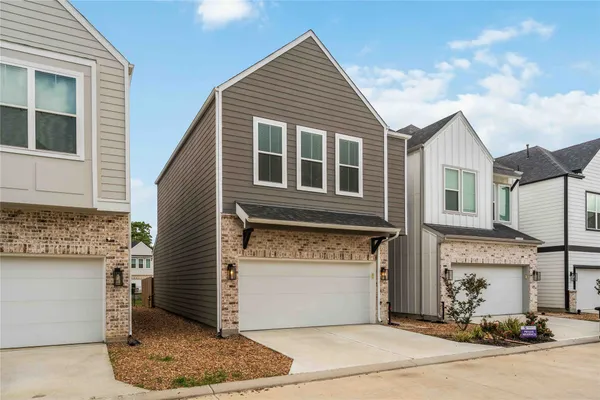 $2,300 | 417 Stonework Landing Lane, Houston, TX 77076
