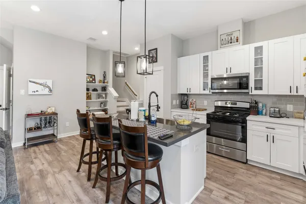 $2,300 | 417 Stonework Landing Lane, Houston, TX 77076