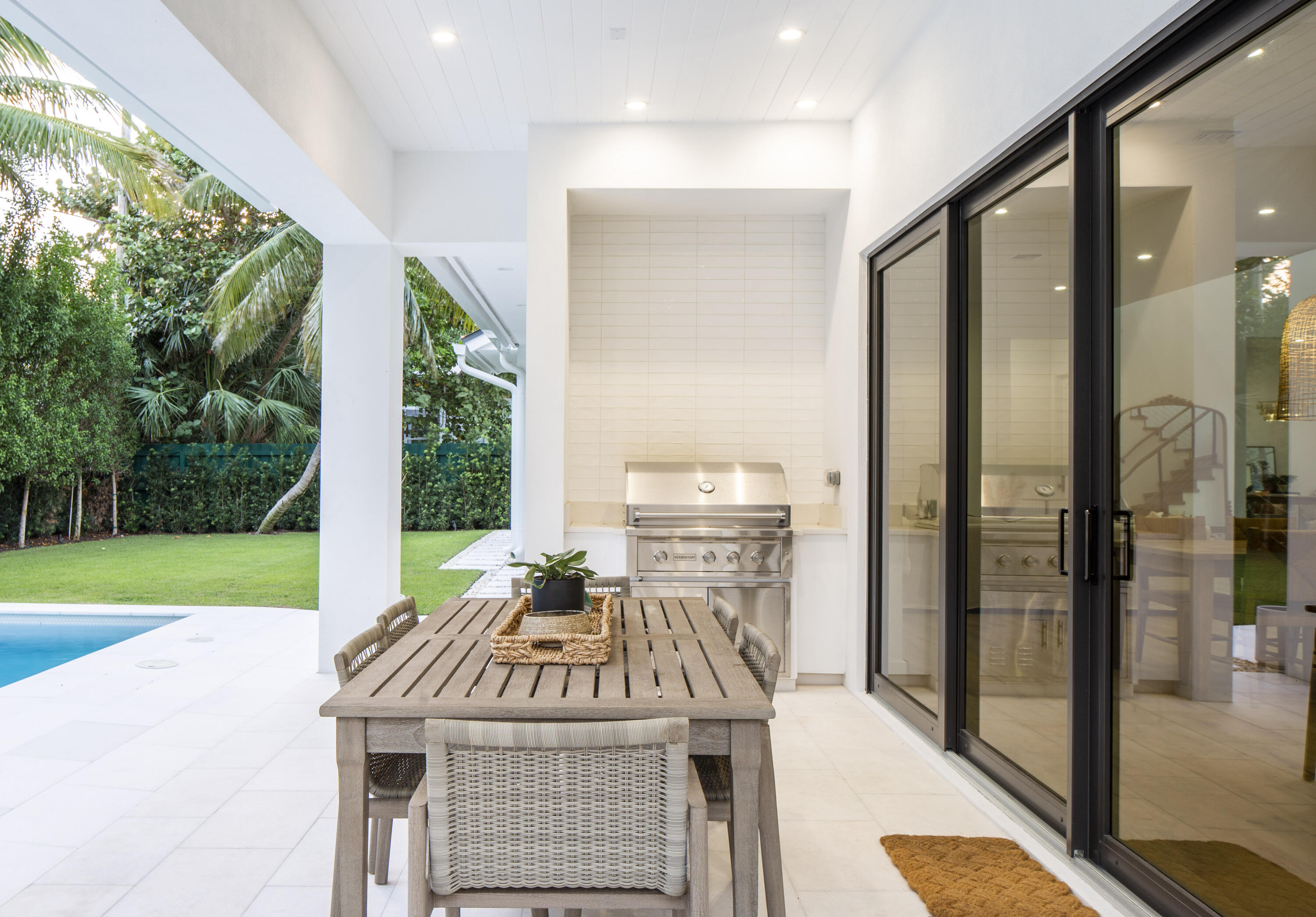 454 Northeast 8th Street Boca Raton, FL 33432 - Photo 22 of 25 SPS21834