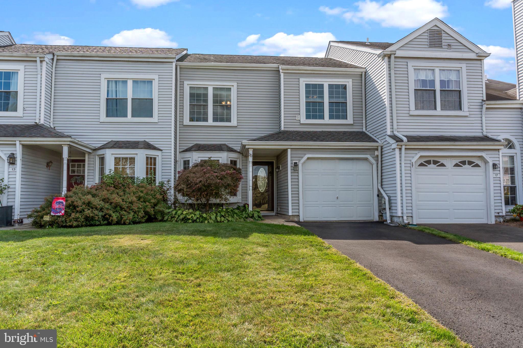 15 East Park Road Newtown, PA 18940 - Photo 31 of 35 a front view of a house with garden