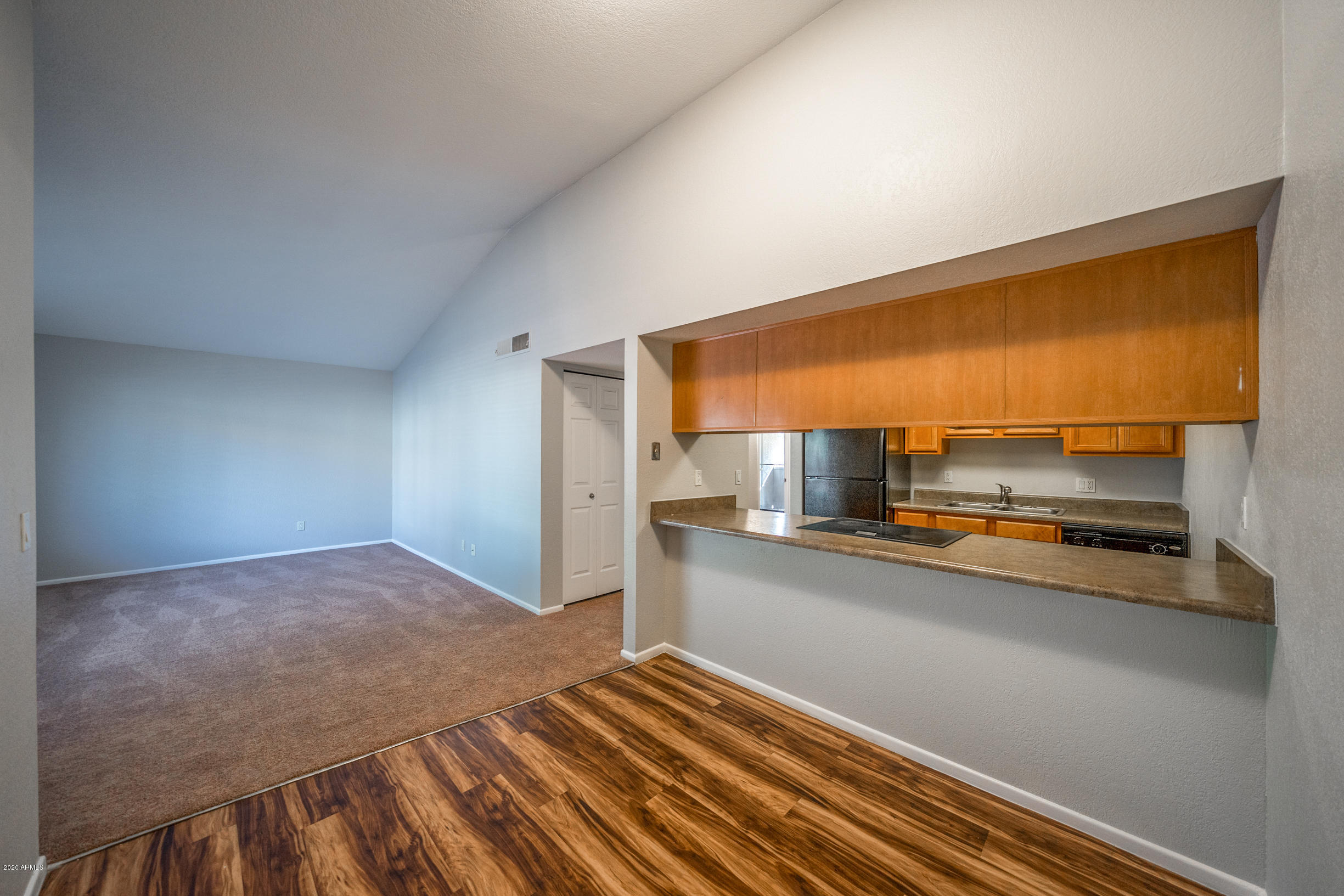 1402 East Guadalupe Road, Unit 154 Tempe, AZ 85283 - Photo 9 of 35 DSC02078