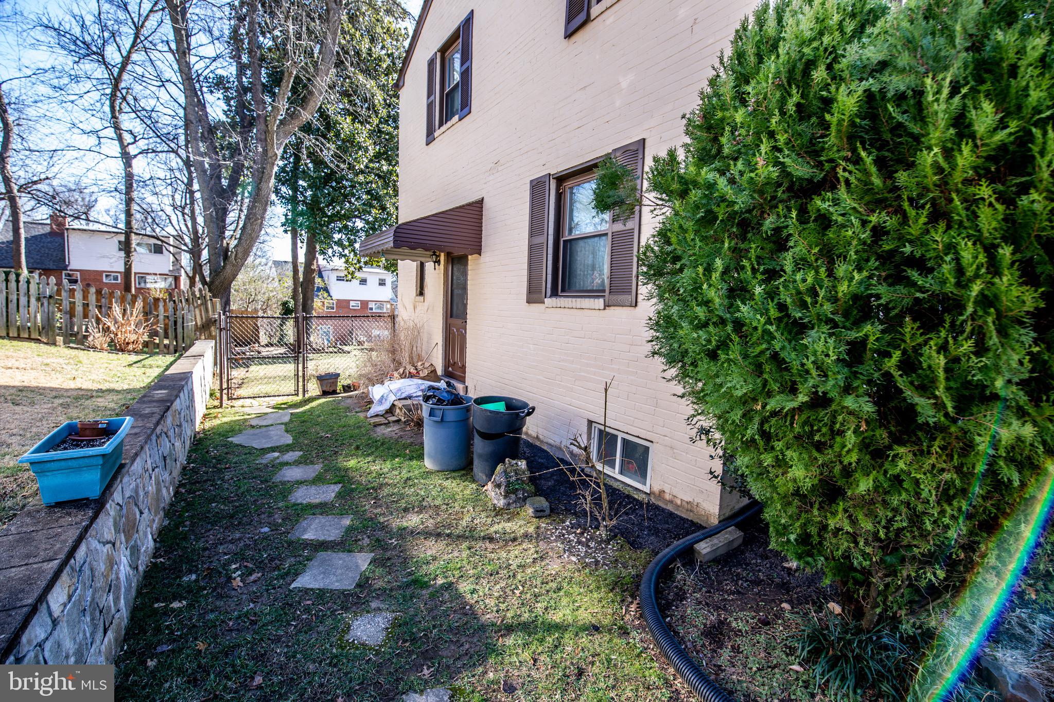 9607 Dilston Road Silver Spring, MD 20903 - Photo 33 of 39 Backyard