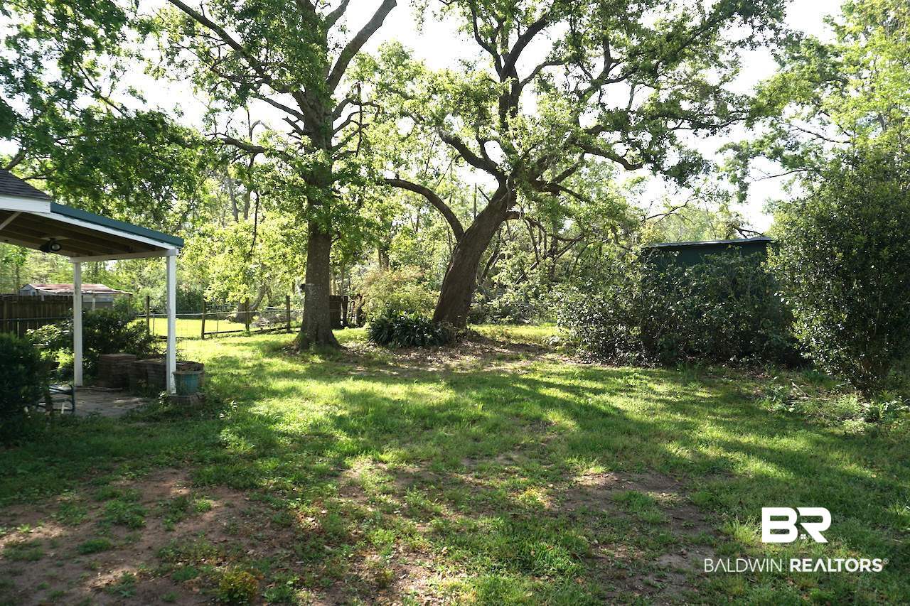 507 Carolyn Avenue Foley, AL 36535 - Photo 3 of 12