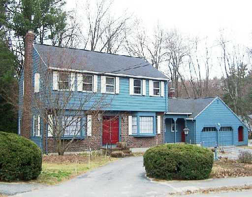 54 Meadowbrook Road Bedford, MA 01730 - Photo 1 of 6 Gallery Image 1