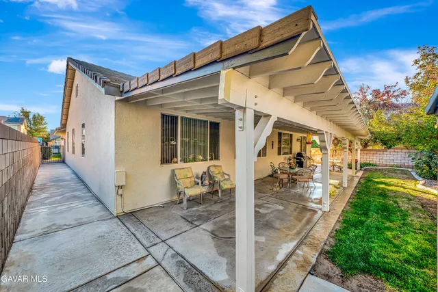 $579,900 | 6147 J-15 Street West, Lancaster, CA 93536