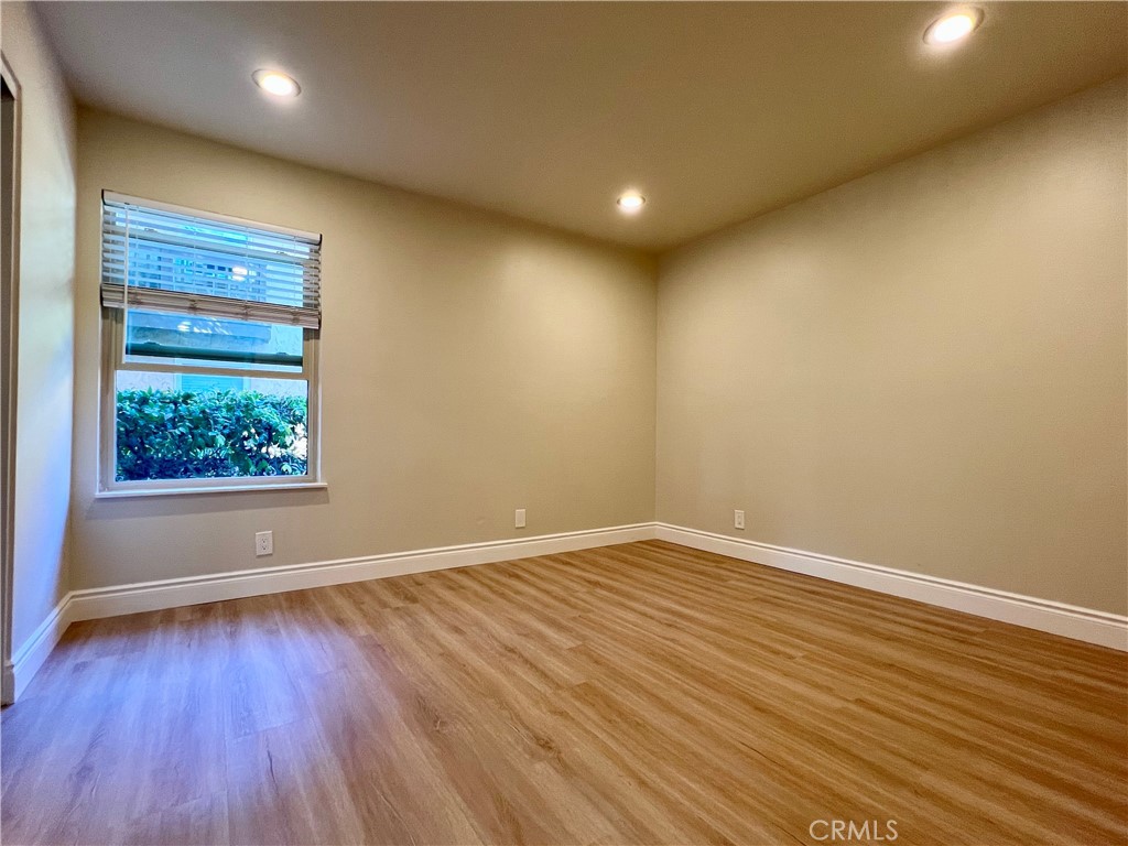 162 Tangelo Irvine, CA 92618 - Photo 10 of 14