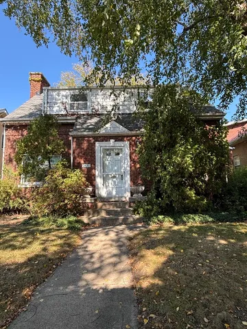 $435,000 | 2130 West Farwell Avenue, Chicago, IL 60645