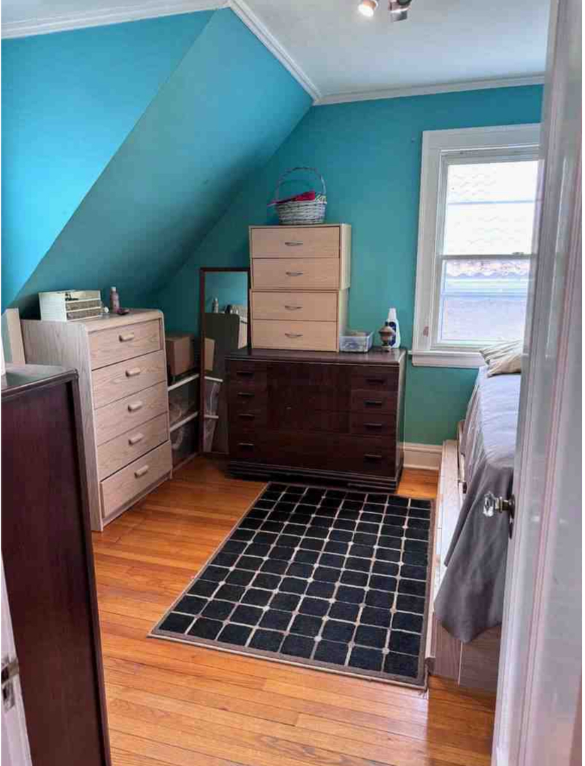 2130 West Farwell Avenue Chicago, IL 60645 - Photo 9 of 14 a room with storage and utility