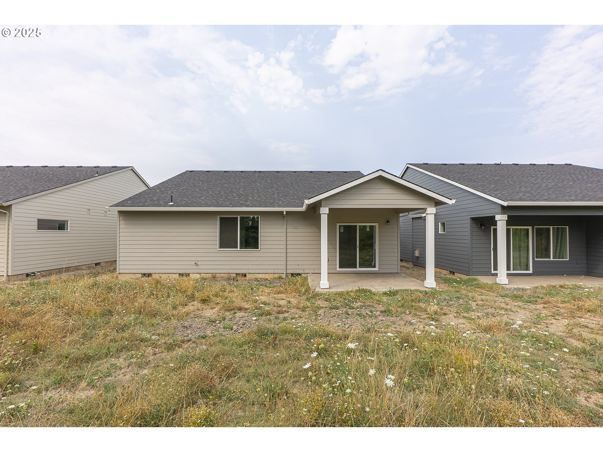 706 Tigerlily Street Silverton, OR 97381 - Photo 32 of 35
