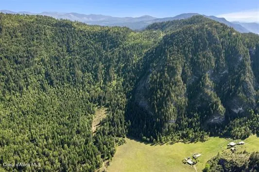 $1,950,000 | 4345 Wilcox Road, Northport, WA 99157