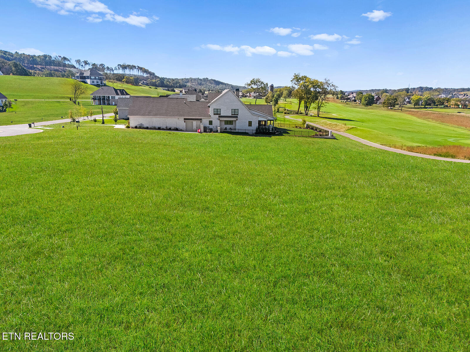 5319 Old Clb Road Loudon, TN 37774 - Photo 14 of 26 DJI_20251014001245_0322_D (1)