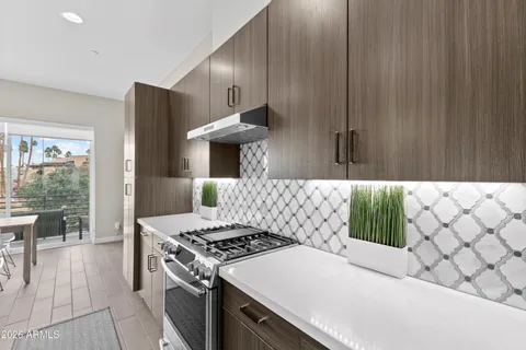 $749,900 | 1717 East Morten Avenue, Unit 3, Phoenix, AZ 85020