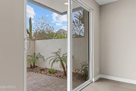 $749,900 | 1717 East Morten Avenue, Unit 3, Phoenix, AZ 85020