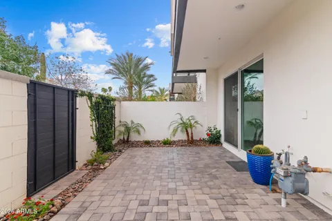 $749,900 | 1717 East Morten Avenue, Unit 3, Phoenix, AZ 85020