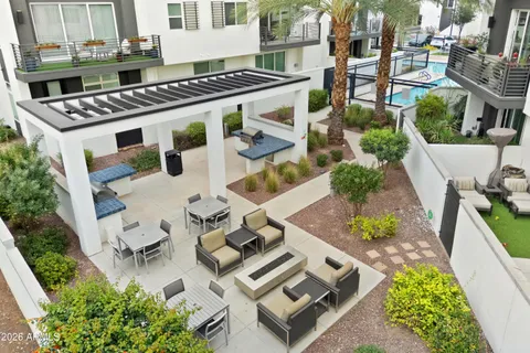 $749,900 | 1717 East Morten Avenue, Unit 3, Phoenix, AZ 85020