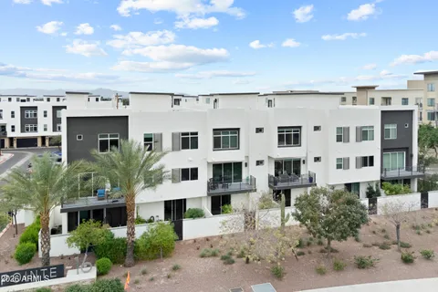 $749,900 | 1717 East Morten Avenue, Unit 3, Phoenix, AZ 85020