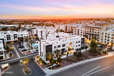 $749,900 | 1717 East Morten Avenue, Unit 3, Phoenix, AZ 85020