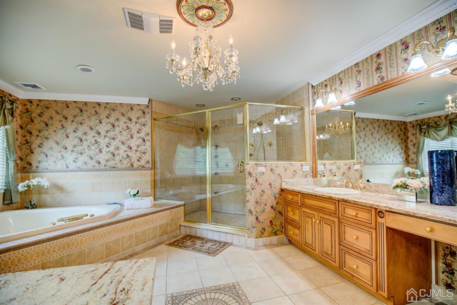 54 Meredith Road Colonia, NJ 07067 - Photo 24 of 41 Gallery Image 24