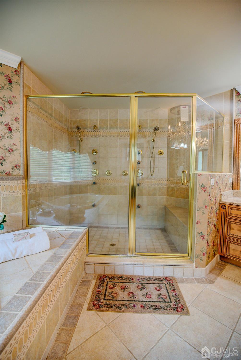 54 Meredith Road Colonia, NJ 07067 - Photo 26 of 41 Gallery Image 26
