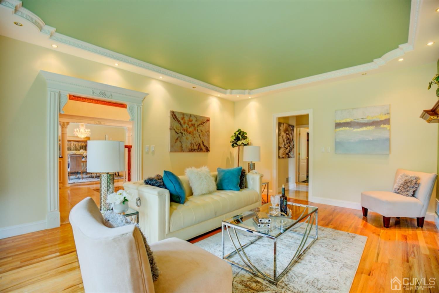 54 Meredith Road Colonia, NJ 07067 - Photo 8 of 41 Gallery Image 8