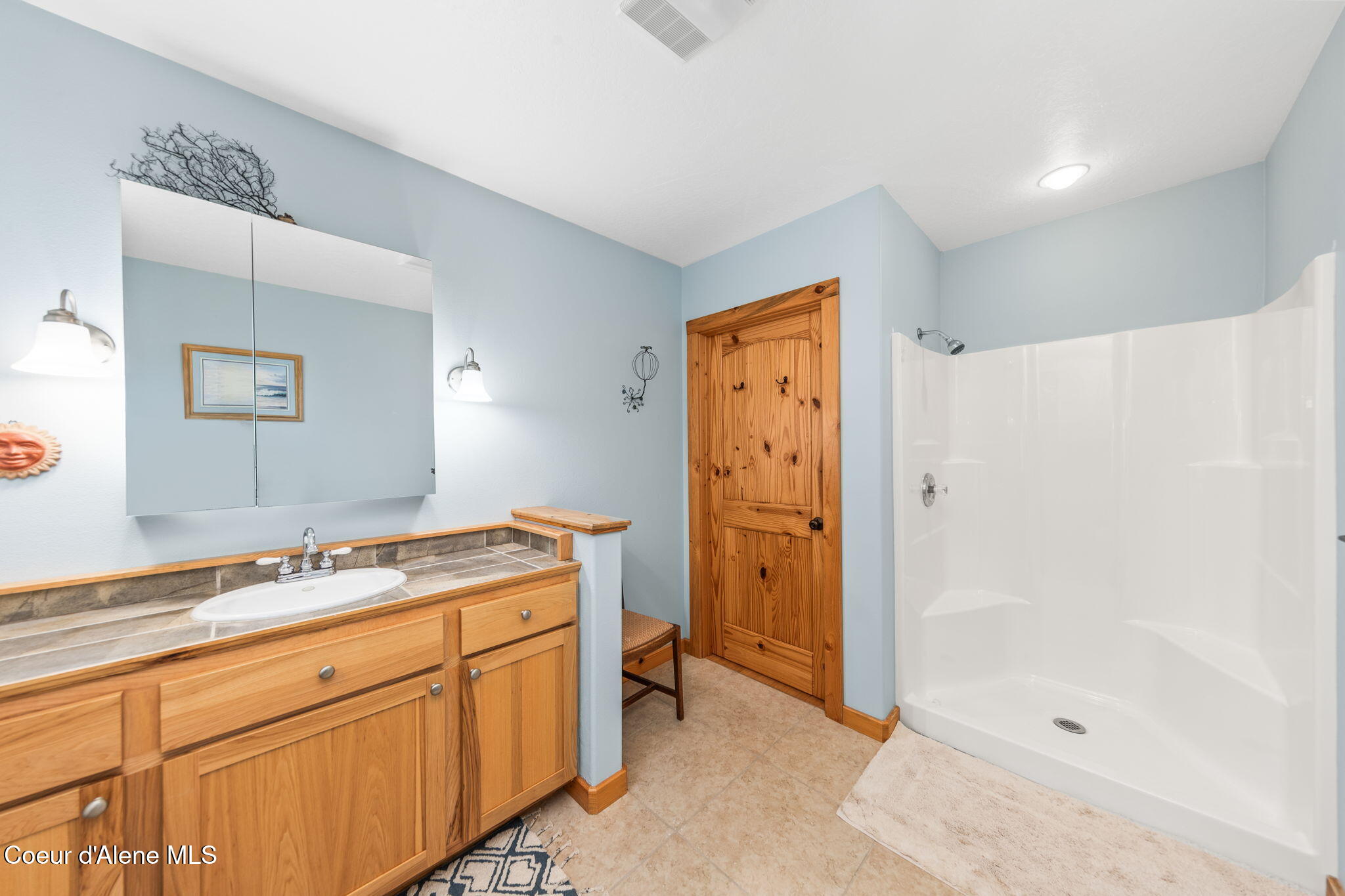 6584 East Burma Road Harrison, ID 83833 - Photo 47 of 72 45-web-or-mls-Bathroom-2-2