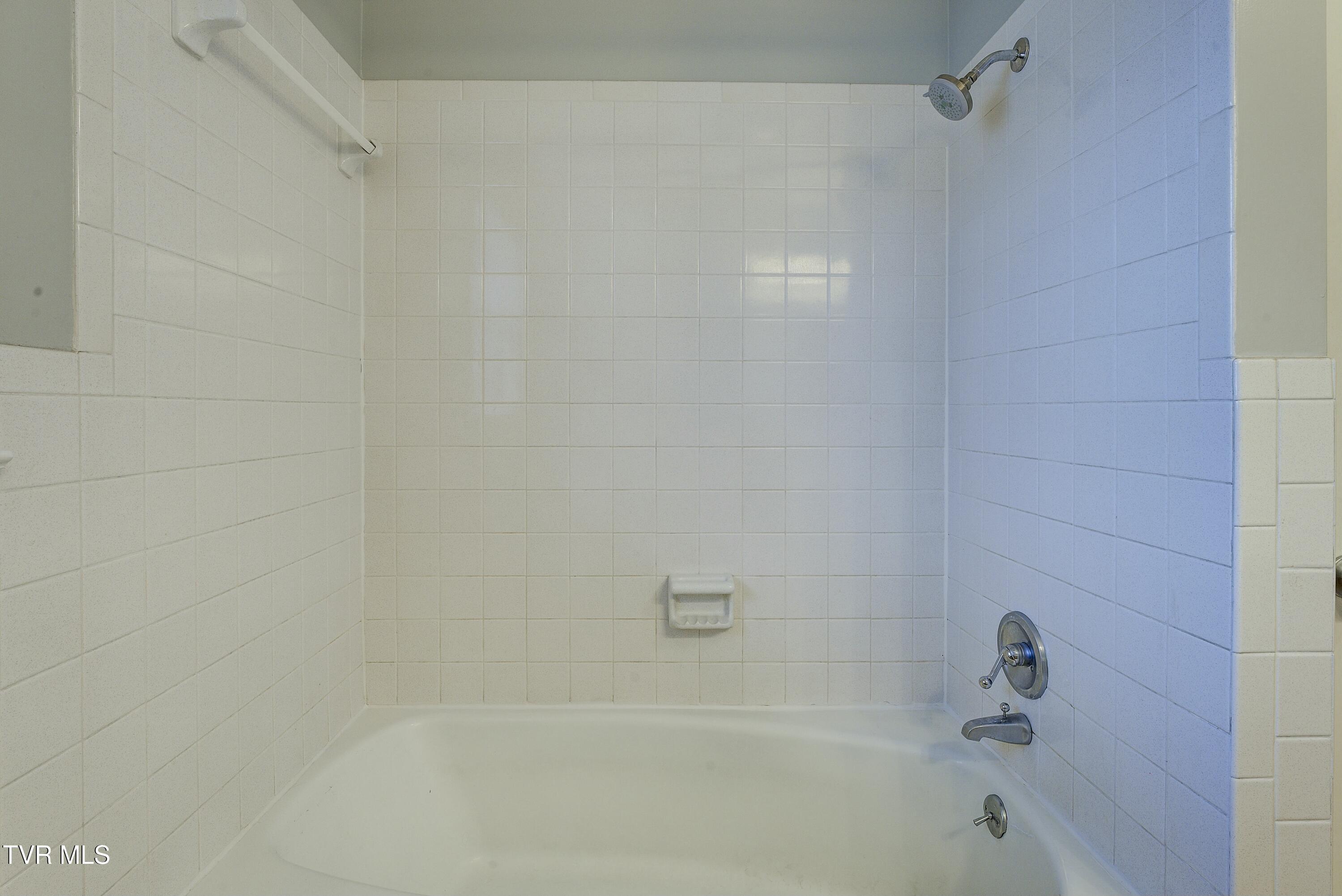 100 Satanta Road Kingsport, TN 37664 - Photo 31 of 72 tempImage1S36xX