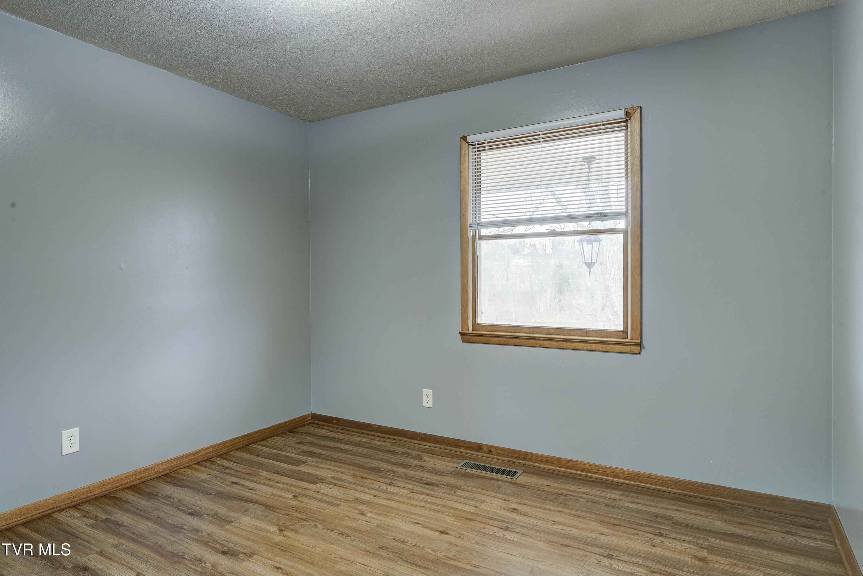 100 Satanta Road Kingsport, TN 37664 - Photo 34 of 72 tempImageS2FsF2