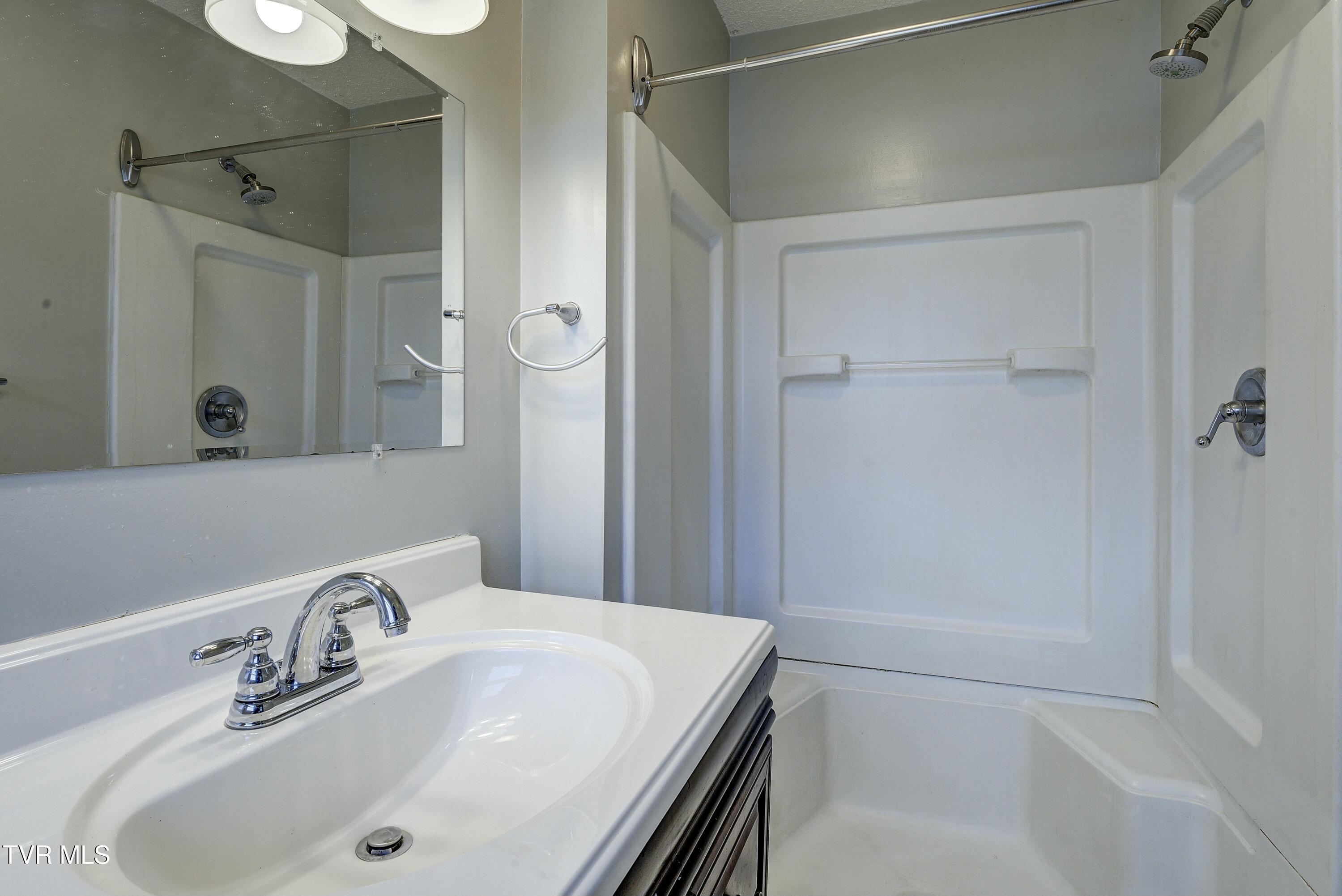 100 Satanta Road Kingsport, TN 37664 - Photo 44 of 72 tempImage0LE1oQ